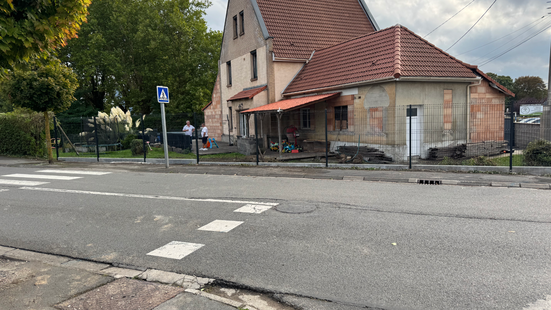 Aménagement extérieur à Lens — après